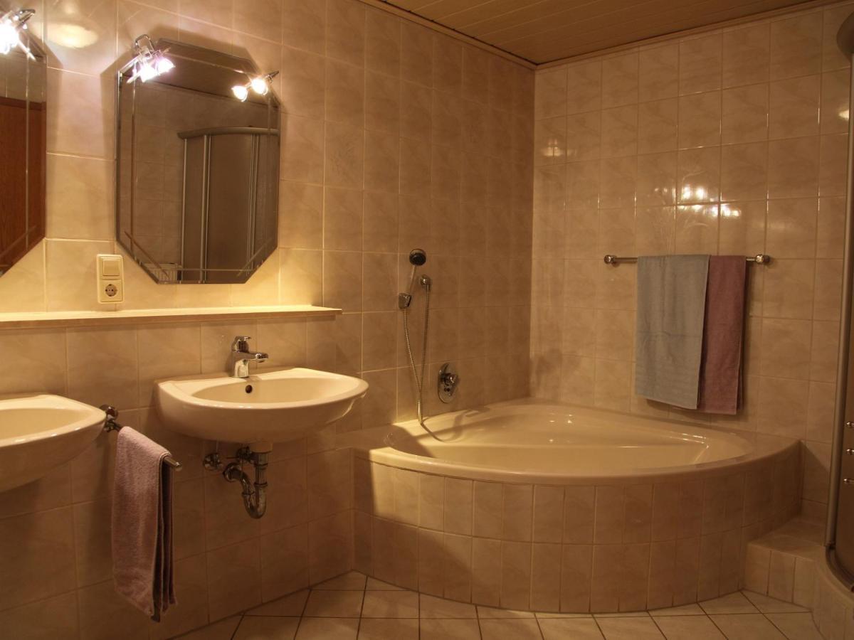 Geigerbauernhof Apartment Muehlenbach ภายนอก รูปภาพ